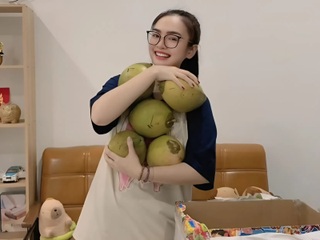 Thiện Nhân trước khi "mất tích": Nhan sắc thay đổi, cuộc sống 4 năm ra sao? - 2