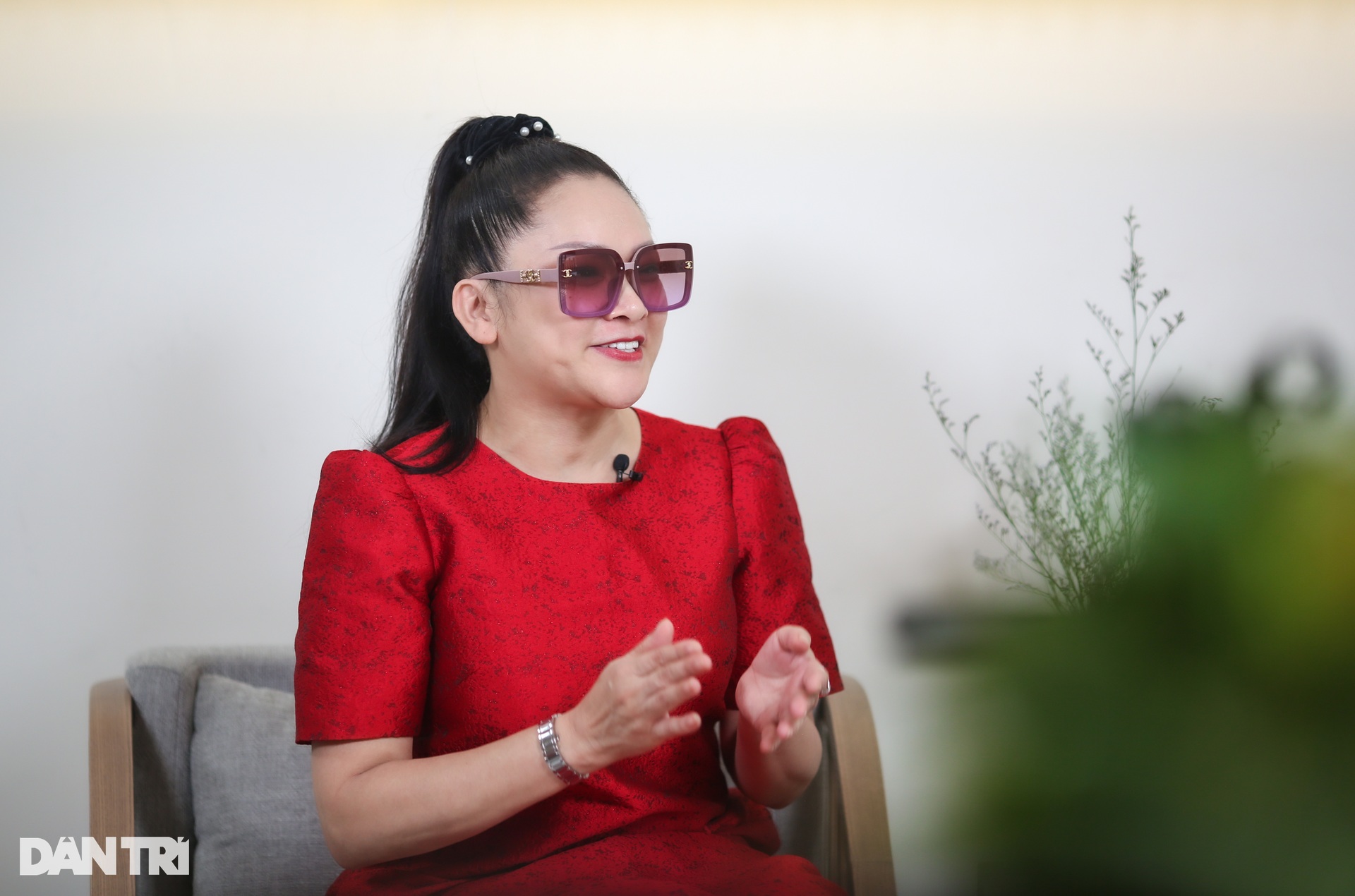 Như Quỳnh: Ngày xưa tôi bê bối lắm, tóc không chải mà người ta tưởng đánh rối - 5 Như Quỳnh: Ngày xưa tôi bê bối lắm, tóc không chải mà người ta tưởng đánh rối - 5