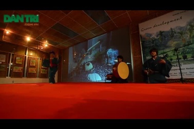 Biểu diễn nghệ thuật vùng Kansai, Nhật Bản.