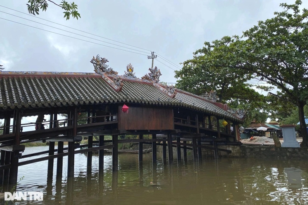 Xây dựng tour Du Lịch Xanh - Huế nhằm khôi phục khách nội địa - 1 Xây dựng tour Du Lịch Xanh - Huế nhằm khôi phục khách nội địa - 1