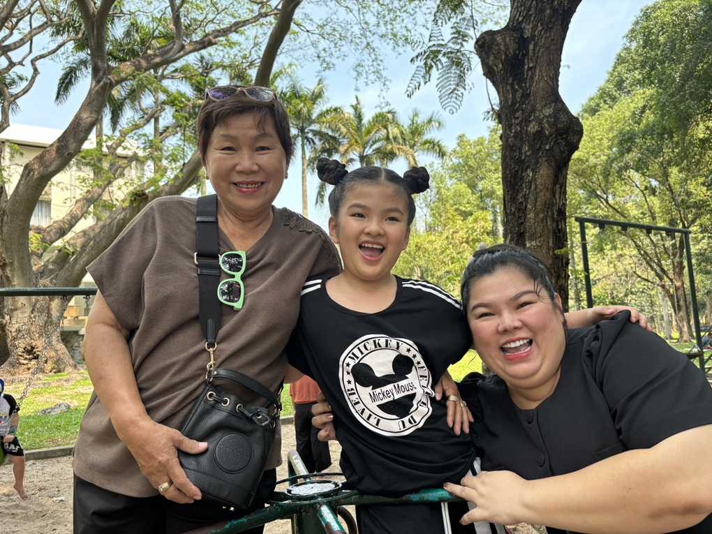 Diễn viên Tuyền Mập hiếm hoi khoe mẹ ruột, nhắc về chồng ở xa - 7