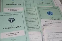 Doanh nghiệp không trả sổ BHXH, xử lý thế nào?