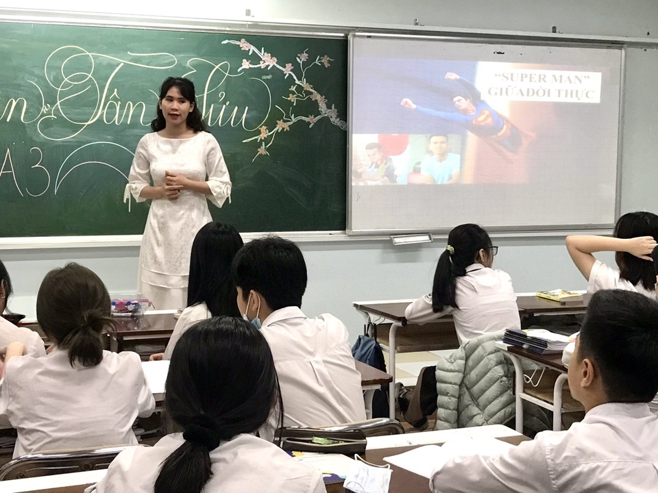 Câu chuyện dũng cảm anh Mạnh siêu nhân vào tiết học dạy kỹ năng sống - 6 Câu chuyện dũng cảm anh Mạnh siêu nhân vào tiết học dạy kỹ năng sống - 6