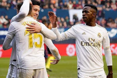 Osasuna 1-4 Real Madrid: Đoàn quân HLV Zidane vững ngôi đầu