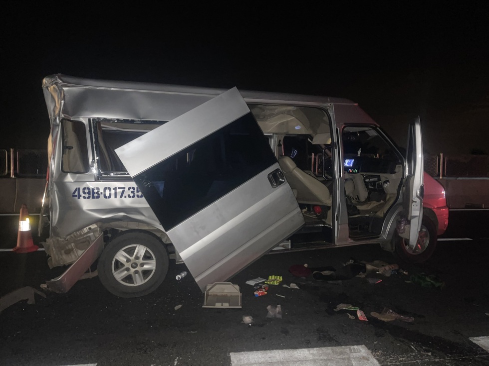 Bất cập, hiểm nguy trên cao tốc 5 không - 8