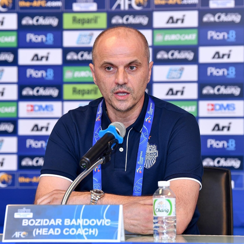 HLV Chung Hae Seong của CLB TPHCM đánh giá cao Buriram United - 2 HLV Chung Hae Seong của CLB TPHCM đánh giá cao Buriram United - 2