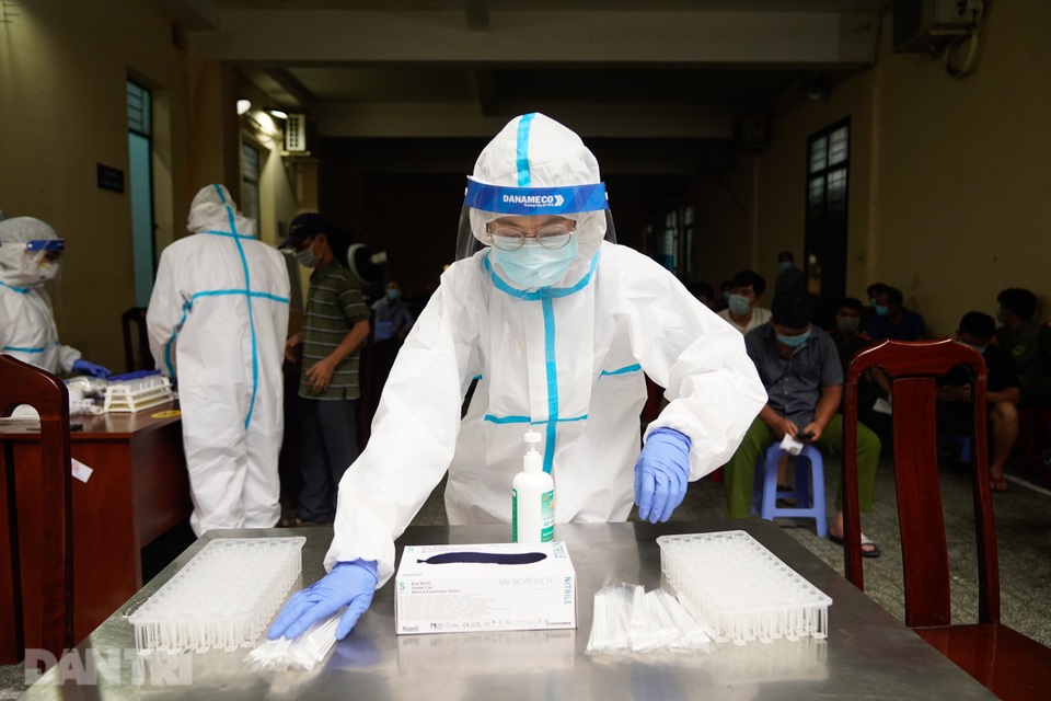 TPHCM: Thêm 2 trường hợp dương tính SARS-CoV-2 liên quan đến thai phụ - 3 TPHCM: Thêm 2 trường hợp dương tính SARS-CoV-2 liên quan đến thai phụ - 3