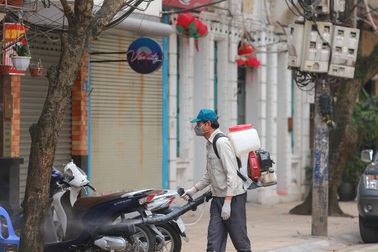 Buộc cách ly 14 ngày hành khách chuyến bay VN54 tiếp xúc gần ca dương tính