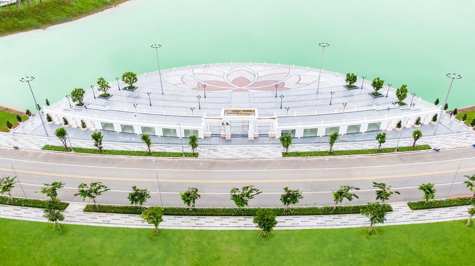 TPHCM có quảng trường và khu nhạc nước “khủng” trị giá 200 tỷ đồng - 1 TPHCM có quảng trường và khu nhạc nước “khủng” trị giá 200 tỷ đồng - 1