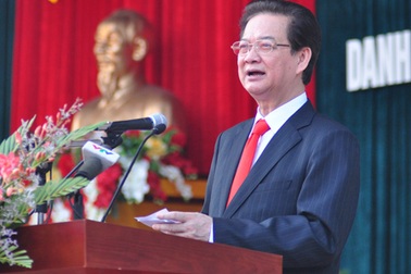 Thủ tướng Nguyễn Tấn Dũng trao tặng danh hiệu AHLL VTND cho HV Cảnh sát