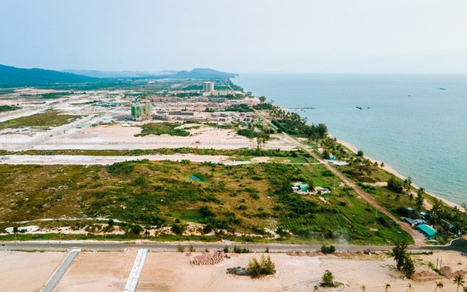 Phú Quốc: Đánh hơi thấy sóng, cò đất hoạt động rầm rộ trở lại - 2 Phú Quốc: Đánh hơi thấy sóng, cò đất hoạt động rầm rộ trở lại - 2