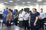 Nhận tiền phòng khám, cựu phó phòng Sở Y tế Hà Nội khai là “công tư vấn”
