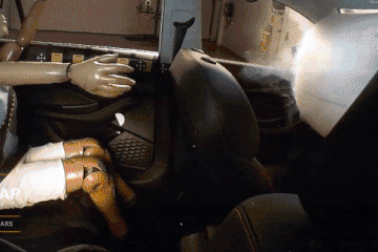 Sedan hạng C số tự động rẻ bậc nhất Việt Nam gây "sốc" khi bị 0 sao an toàn