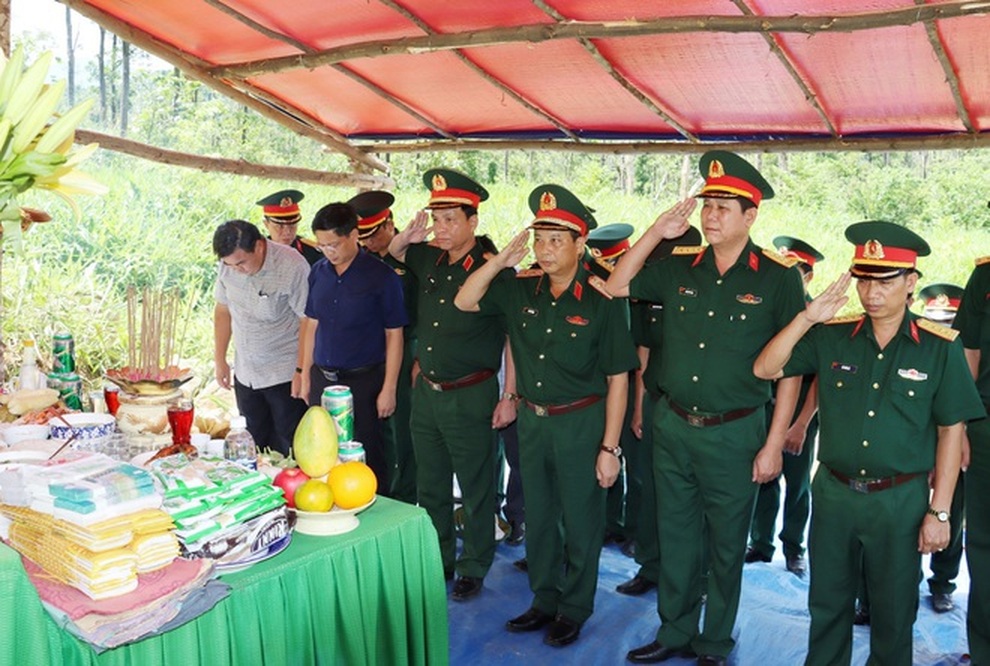 Chuyên gia: Người lao động rời TPHCM vì... tự trọng! - 1 Chuyên gia: Người lao động rời TPHCM vì... tự trọng! - 1