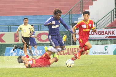 Thắng đậm HV.An Giang, Cần Thơ giành quyền đá V-League 2015