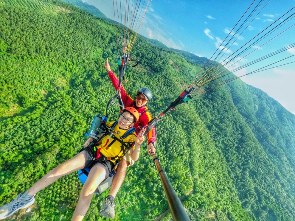 Trải nghiệm cắm trại, bay dù lượn sau nới lỏng giãn cách tại Hà Nội - 2 Trải nghiệm cắm trại, bay dù lượn sau nới lỏng giãn cách tại Hà Nội - 2