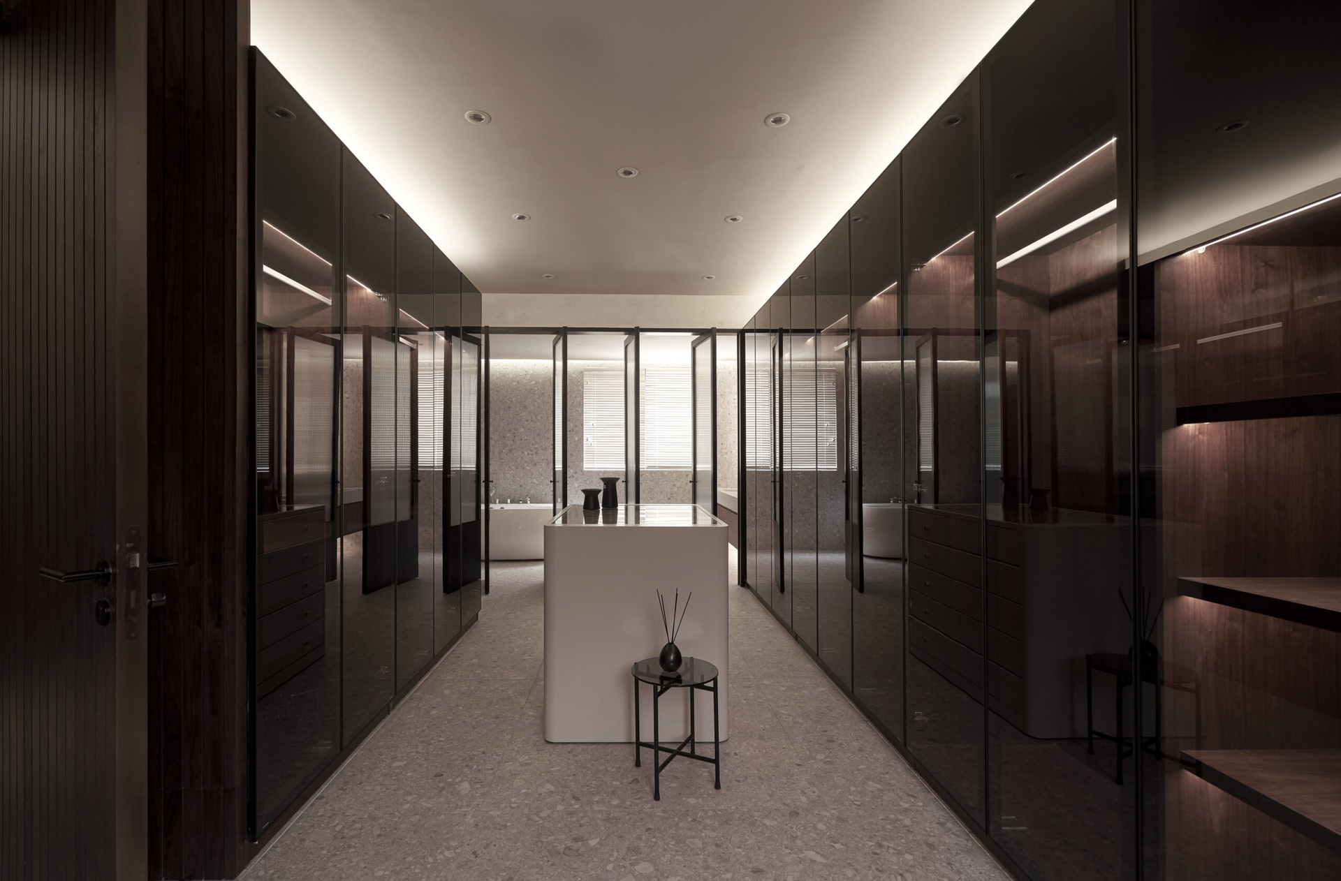 Nội thất không chỗ chê của căn biệt thự 300 m2 ở TPHCM - 15 Nội thất không chỗ chê của căn biệt thự 300 m2 ở TPHCM - 15