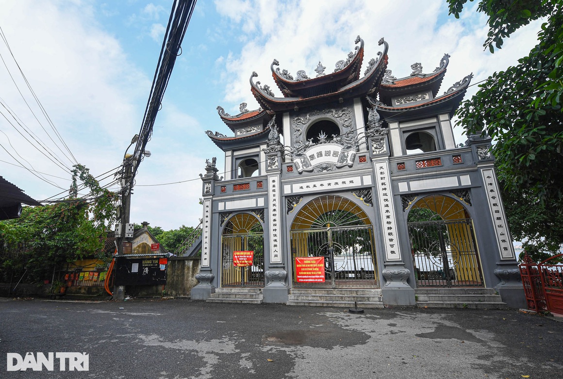 Hà Nội ngày đầu thực hiện Chỉ thị 16: Đường phố vắng, chợ dân sinh đông đúc - 11 Hà Nội ngày đầu thực hiện Chỉ thị 16: Đường phố vắng, chợ dân sinh đông đúc - 11