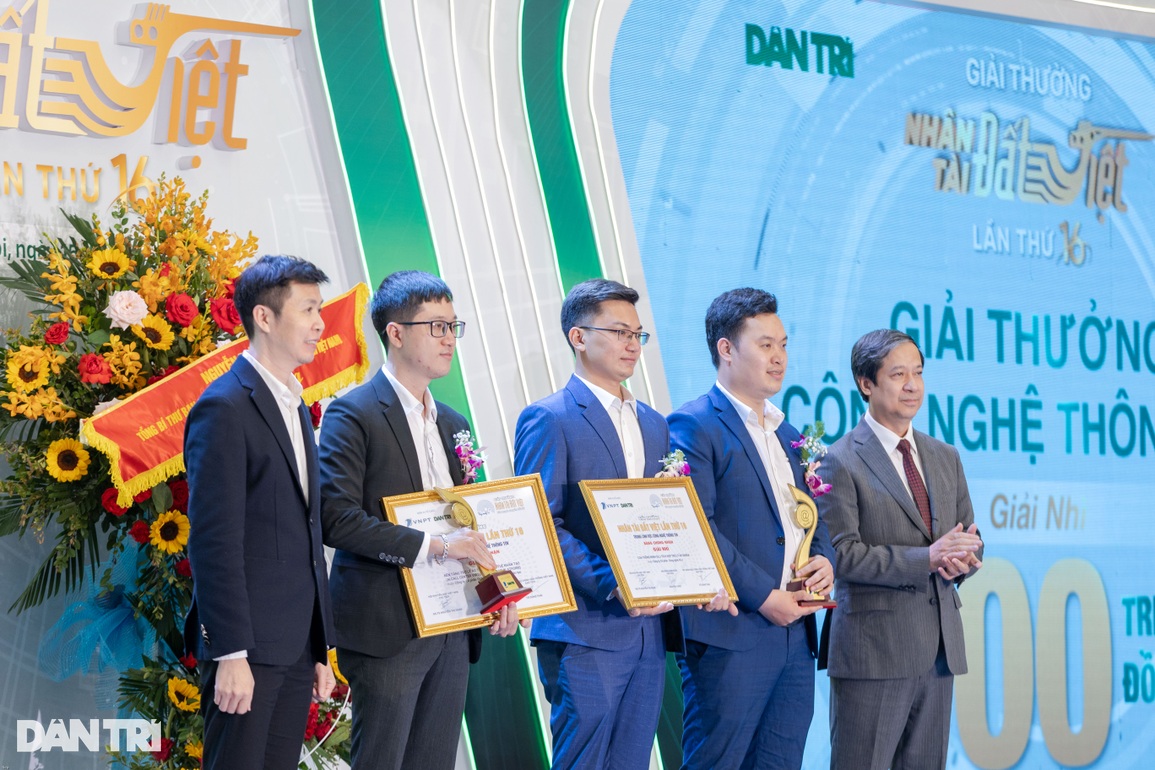 Giải Nhì Nhân tài Đất Việt: Làm phần cứng để không phụ thuộc vào nước ngoài - 1 Giải Nhì Nhân tài Đất Việt: Làm phần cứng để không phụ thuộc vào nước ngoài - 1