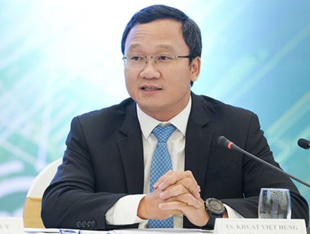 Ông Khuất Việt Hùng chia tay Ủy ban An toàn giao thông quốc gia - 1 Ông Khuất Việt Hùng chia tay Ủy ban An toàn giao thông quốc gia - 1