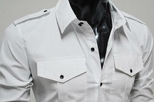 Theo bạn, nút khuy cài trên vai áo để làm gì?