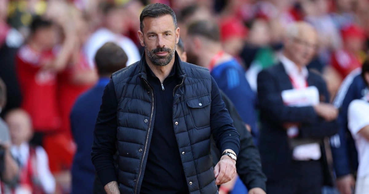 Van Nistelrooy đồng ý chia tay Leicester City