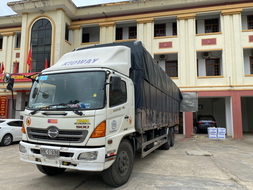 Quảng Bình: Bắt hơn 10 tấn trái cây sấy không nhãn mác, nguồn gốc - 1 Quảng Bình: Bắt hơn 10 tấn trái cây sấy không nhãn mác, nguồn gốc - 1