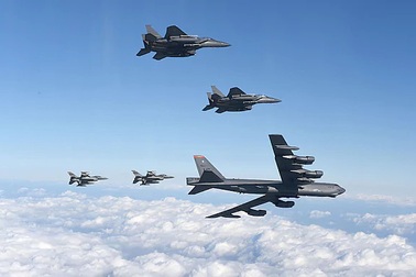 Cựu quan chức Lầu Năm Góc cảnh báo hậu quả thảm khốc nếu nổ ra chiến tranh Mỹ - Triều