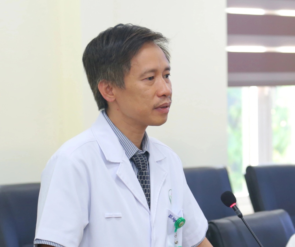 Bệnh nhân tàn phế đi lại được nhờ thay khớp gối, ám ảnh nhiễm trùng - 1 Bệnh nhân tàn phế đi lại được nhờ thay khớp gối, ám ảnh nhiễm trùng - 1