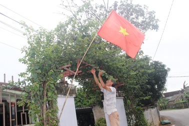 Người dân vùng lũ Quảng Trị sửa soạn đón Tết cổ truyền