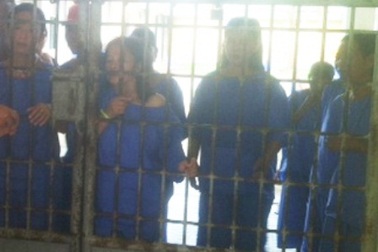 Bị cắn đứt "nhũ hoa", nữ bệnh nhân tâm thần đánh chết người