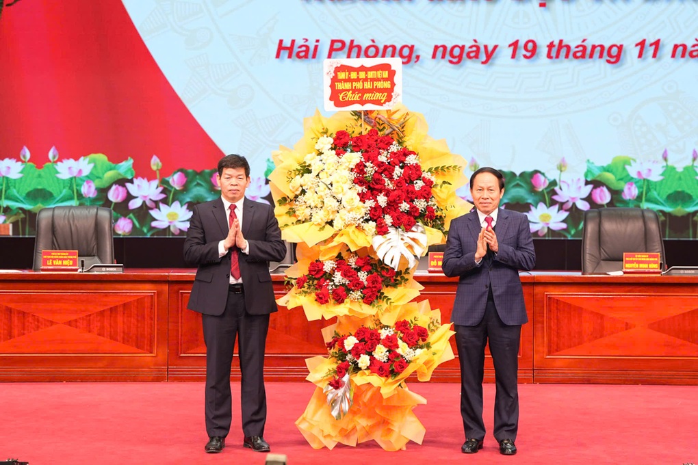 ថ្នាក់ដឹកនាំខេត្ត Hai Phong សន្យាដោះស្រាយការខ្វះខាតជាបន្តបន្ទាប់ក្នុងវិស័យអប់រំ - ៥ Lãnh đạo Hải phòng cam kết giải quyết loạt bất cập trong giáo dục - 5