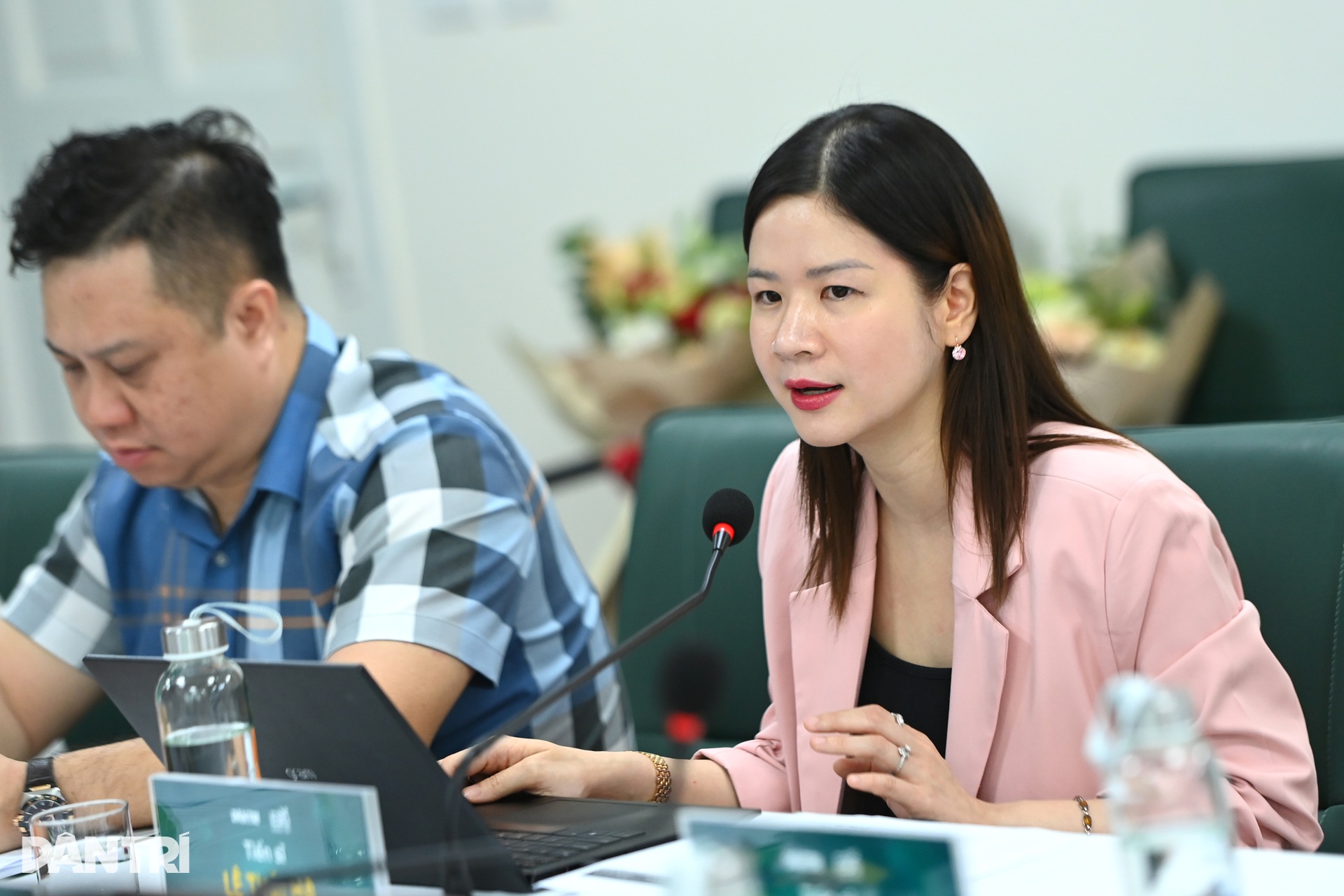 Toàn cảnh phiên họp Hội đồng Thẩm định Vietnam ESG Awards 2025 - 3 Toàn cảnh phiên họp Hội đồng Thẩm định Vietnam ESG Awards 2025 - 3