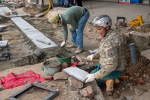 Vỉa hè ở Hà Nội bị xới tung những ngày cuối năm