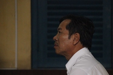 Để lộ đề thi, nguyên Trưởng phòng GD-ĐT lãnh án