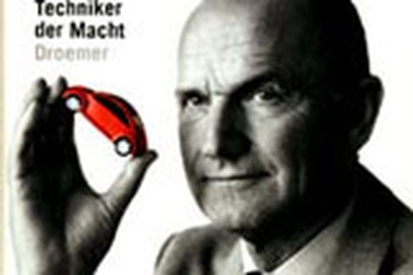 Lãnh đạo Volkswagen trút gánh nặng pháp lý