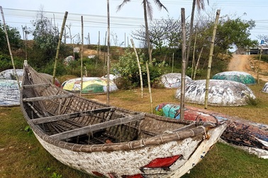 Tháo dỡ con đường thuyền thúng nhận kỷ lục Việt Nam