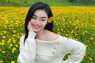 Tân Hoa hậu Yến Nhi: Nhan sắc đời thường trong trẻo, hé lộ lý do đăng quang