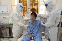 Đồng Tháp: Cứu sống bệnh nhân 62 tuổi mắc Covid-19 suy hô hấp, ngừng tim