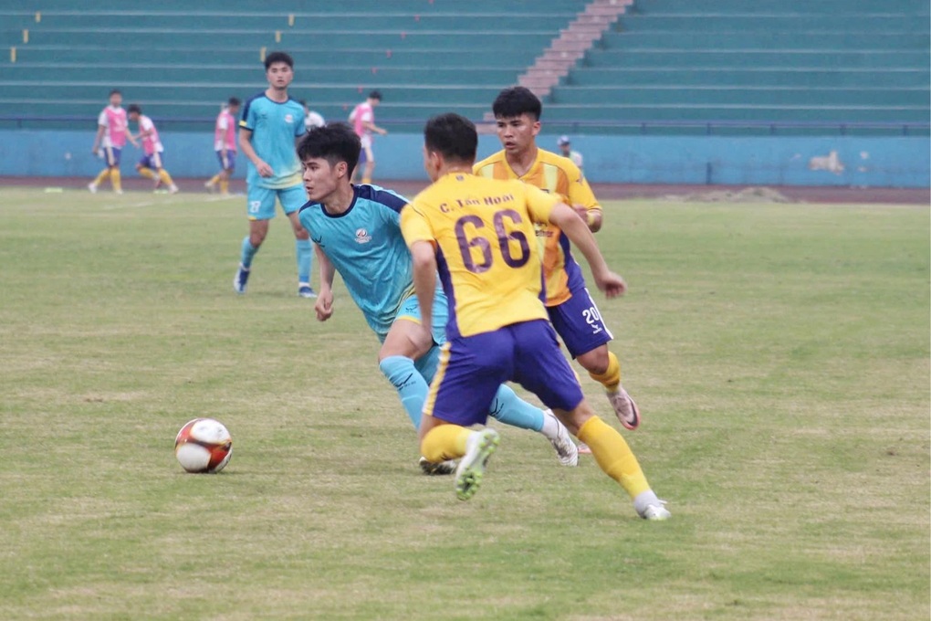 VFF lên tiếng sau khi CLB Việt Nam bị FIFA trừng phạt rất nặng - 1 VFF lên tiếng sau khi CLB Việt Nam bị FIFA trừng phạt rất nặng - 1