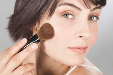 Bí quyết trang điểm cho da nhạy cảm