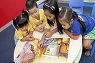 Tiếng Anh cũng có quy luật đánh vần như tiếng Việt?