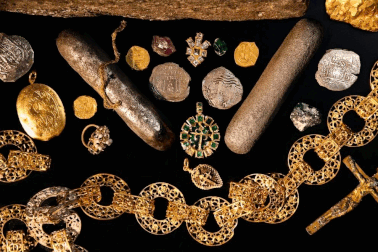 Tìm thấy kho báu nằm sâu dưới đáy đại dương suốt 350 năm