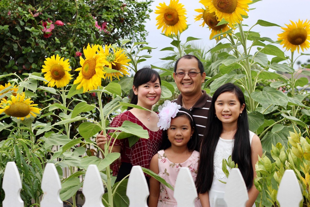 Mẹ Việt mát tay làm khu vườn trồng hàng chục loại cây ăn trái tại Mỹ - 1 Mẹ Việt mát tay làm khu vườn trồng hàng chục loại cây ăn trái tại Mỹ - 1