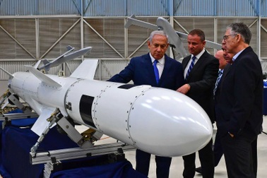 Cách Không quân Israel đánh lừa hệ thống phòng không của Iran