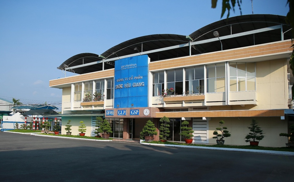 Dược Hậu Giang đồng hành với các bệnh viện tuyến đầu phòng dịch - 2 Dược Hậu Giang đồng hành với các bệnh viện tuyến đầu phòng dịch - 2