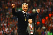 Mourinho đầy phấn khích khi cùng MU vô địch Europa League