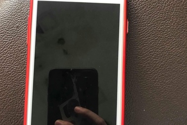 Mang iPhone đi sửa và mất luôn tài khoản e-mail, Facebook cá nhân