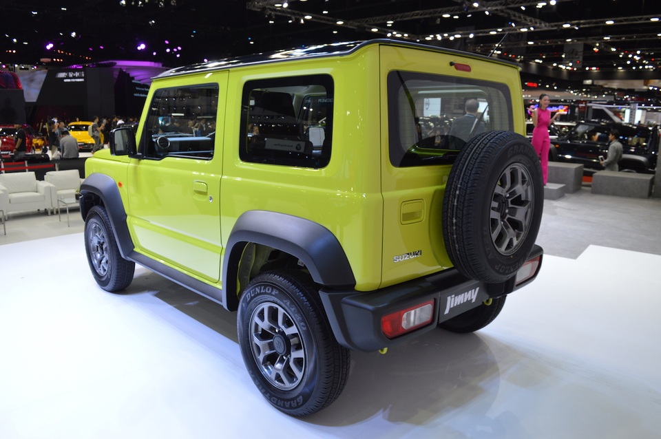 Suzuki Jimny lắp ráp tại Ấn Độ chuẩn bị ra mắt - 3 Suzuki Jimny lắp ráp tại Ấn Độ chuẩn bị ra mắt - 3