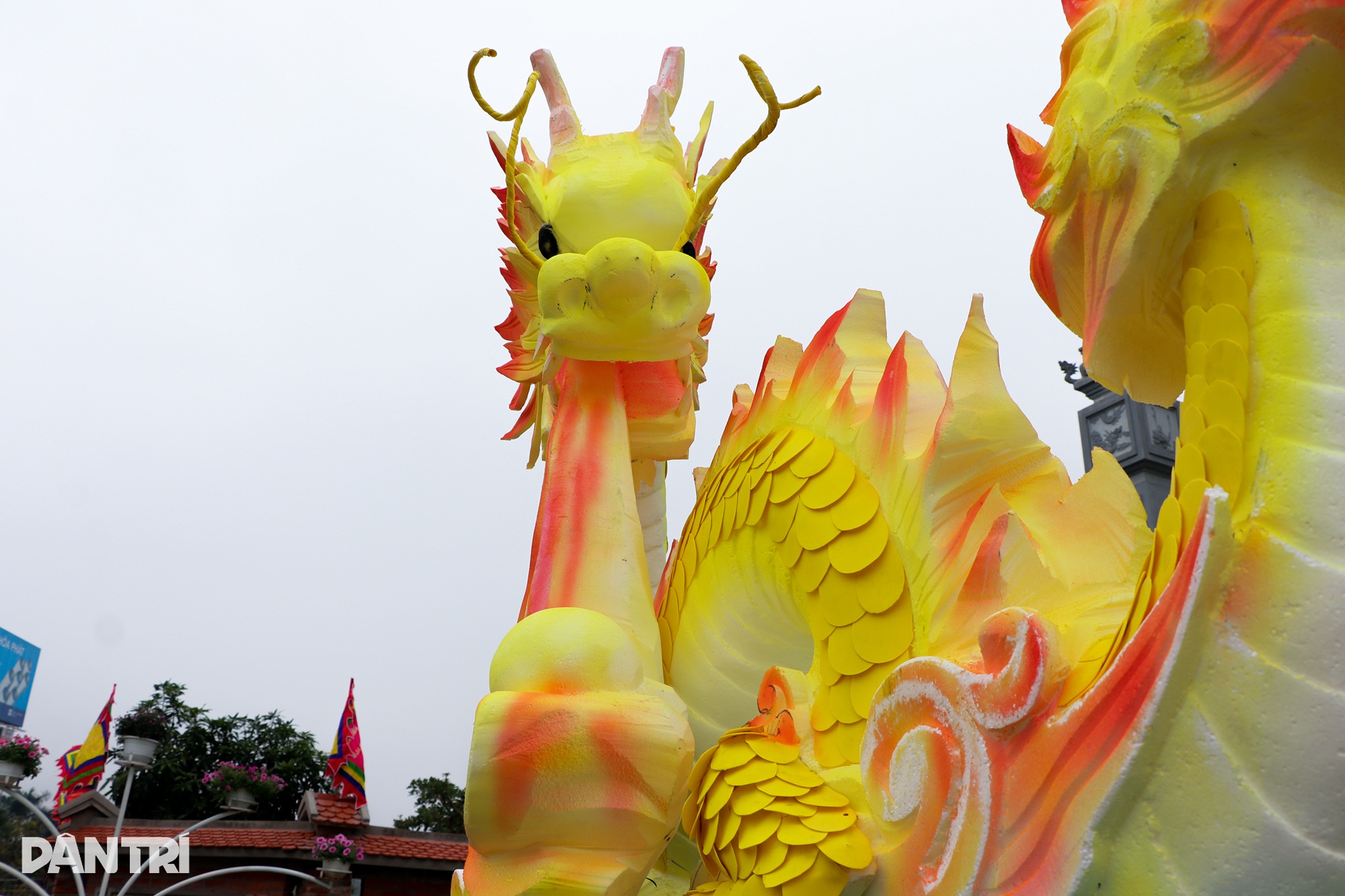 作業員たちはミスなく3晩徹夜で美しい泡のドラゴンを作り上げる - 7 Thợ thức 3 đêm không được phép sai sót tạo con rồng xốp đẹp mê ly - 7